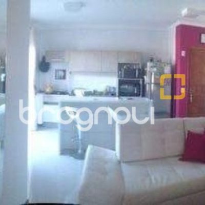 Apartamento com 70m², 2 quartos (sendo 1 suíte), 1 garagem, no bairro Ingleses em Florianópolis