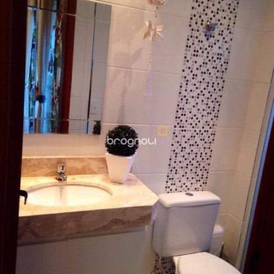 Apartamento com 70m², 2 quartos (sendo 1 suíte), 1 garagem, no bairro Ingleses em Florianópolis
