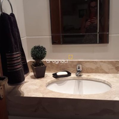 Apartamento com 70m², 2 quartos (sendo 1 suíte), 1 garagem, no bairro Ingleses em Florianópolis