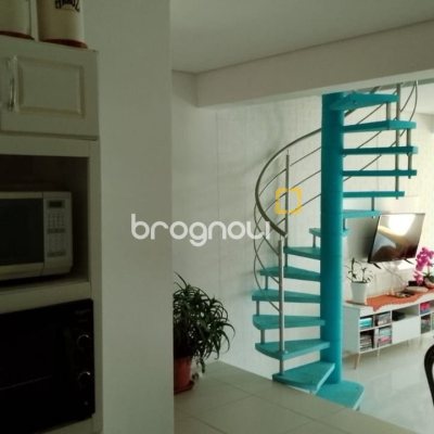 Apartamento com 490m², 6 quartos (sendo 1 suíte), 4 garagens, no bairro Campeche em Florianópolis