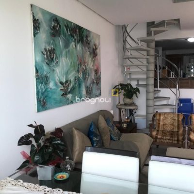 Apartamento com 490m², 6 quartos (sendo 1 suíte), 4 garagens, no bairro Campeche em Florianópolis