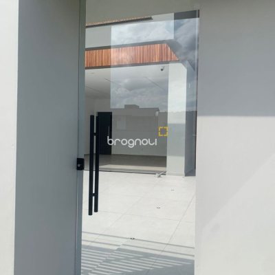 Casa com 311m², no bairro Rio Tavares em Florianópolis