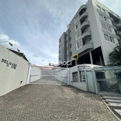 Apartamento com 91m², 3 quartos (sendo 1 suíte), 1 garagem, no bairro Coqueiros em Florianópolis