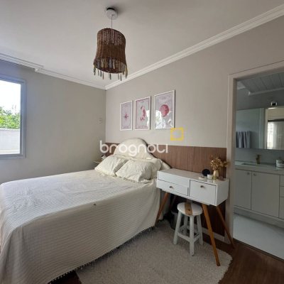 Apartamento com 91m², 3 quartos (sendo 1 suíte), 1 garagem, no bairro Coqueiros em Florianópolis