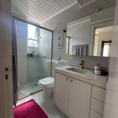 Apartamento com 91m², 3 quartos (sendo 1 suíte), 1 garagem, no bairro Coqueiros em Florianópolis