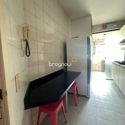 Apartamento com 91m², 3 quartos (sendo 1 suíte), 1 garagem, no bairro Coqueiros em Florianópolis