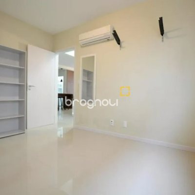 Apartamento com 87m², 2 quartos (sendo 1 suíte), 2 garagens, no bairro Campeche em Florianópolis
