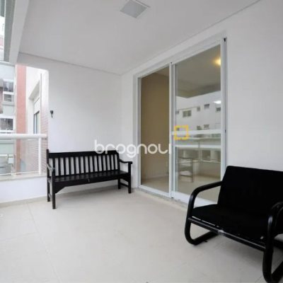 Apartamento com 87m², 2 quartos (sendo 1 suíte), 2 garagens, no bairro Campeche em Florianópolis