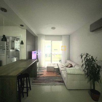 Apartamento com 87m², 2 quartos (sendo 1 suíte), 2 garagens, no bairro Campeche em Florianópolis