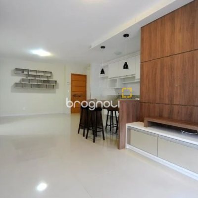 Apartamento com 87m², 2 quartos (sendo 1 suíte), 2 garagens, no bairro Campeche em Florianópolis