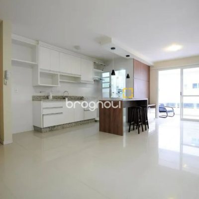 Apartamento com 87m², 2 quartos (sendo 1 suíte), 2 garagens, no bairro Campeche em Florianópolis