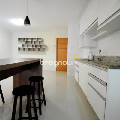 Apartamento com 87m², 2 quartos (sendo 1 suíte), 2 garagens, no bairro Campeche em Florianópolis