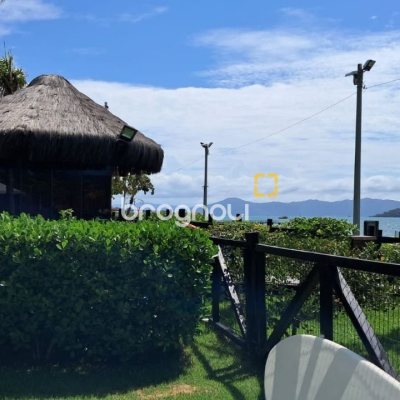 Apartamento com 128m², 3 quartos (sendo 3 suítes), 2 garagens, no bairro Cachoeira do Bom Jesus em Florianópolis