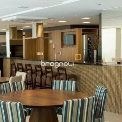 Apartamento com 128m², 3 quartos (sendo 3 suítes), 2 garagens, no bairro Cachoeira do Bom Jesus em Florianópolis