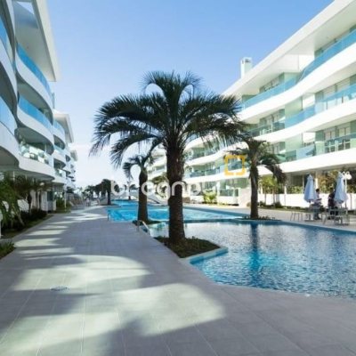Apartamento com 128m², 3 quartos (sendo 3 suítes), 2 garagens, no bairro Cachoeira do Bom Jesus em Florianópolis