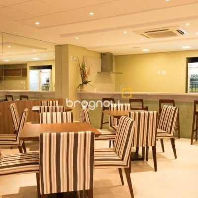 Apartamento com 128m², 3 quartos (sendo 3 suítes), 2 garagens, no bairro Cachoeira do Bom Jesus em Florianópolis