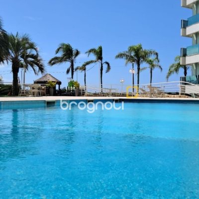 Apartamento com 137m², 4 quartos (sendo 3 suítes), 2 garagens, no bairro Cachoeira do Bom Jesus em Florianópolis