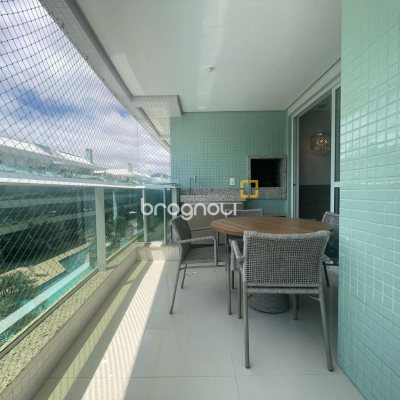Apartamento com 137m², 4 quartos (sendo 3 suítes), 2 garagens, no bairro Cachoeira do Bom Jesus em Florianópolis