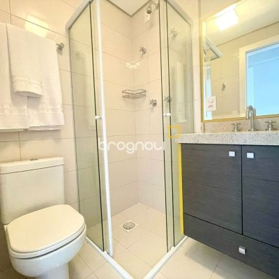 Apartamento com 137m², 4 quartos (sendo 3 suítes), 2 garagens, no bairro Cachoeira do Bom Jesus em Florianópolis