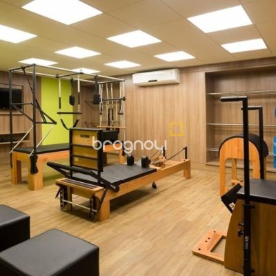 Apartamento com 137m², 4 quartos (sendo 3 suítes), 2 garagens, no bairro Cachoeira do Bom Jesus em Florianópolis