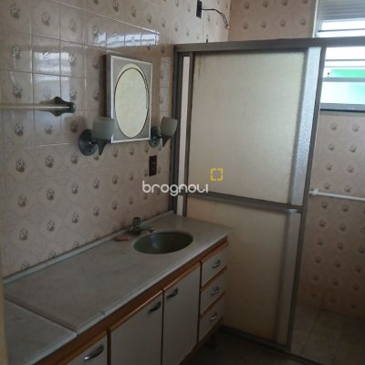 Casa com 246m², 3 quartos, 4 garagens, no bairro Saco dos Limões em Florianópolis