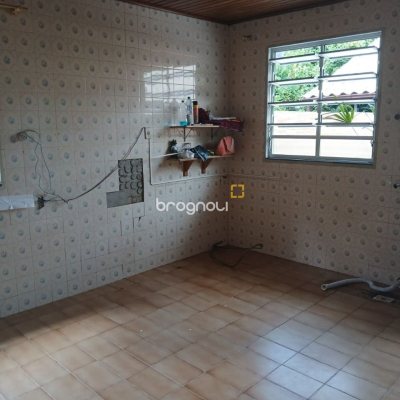 Casa com 246m², 3 quartos, 4 garagens, no bairro Saco dos Limões em Florianópolis