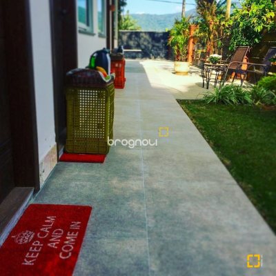 Pousada / Hotel com 301m², 7 quartos (sendo 7 suítes), 50 garagens, no bairro Barra da Lagoa em Florianópolis