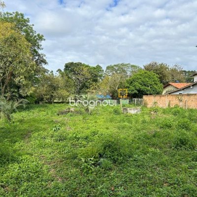 Terreno com 1493m², no bairro Ibiraquera em Imbituba