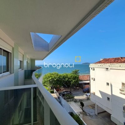Cobertura com 246m², 4 quartos (sendo 3 suítes), 3 garagens, no bairro Cachoeira do Bom Jesus em Florianópolis