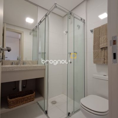 Cobertura com 246m², 4 quartos (sendo 3 suítes), 3 garagens, no bairro Cachoeira do Bom Jesus em Florianópolis