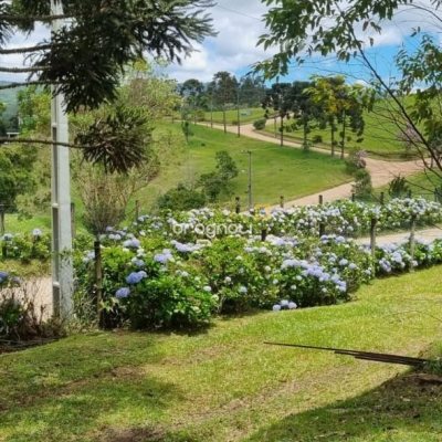 Terreno com 1000m², no bairro Invernadinha em Rancho Queimado