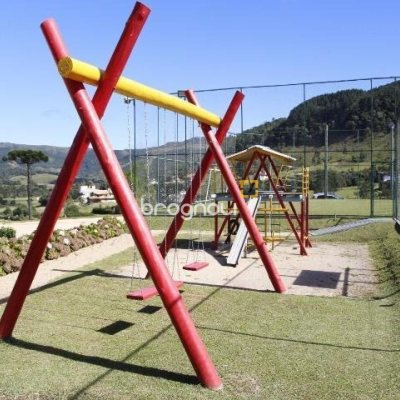 Terreno com 1000m², no bairro Invernadinha em Rancho Queimado