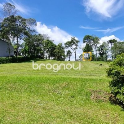 Terreno com 1000m², no bairro Invernadinha em Rancho Queimado