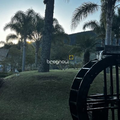 Terreno com 1000m², no bairro Invernadinha em Rancho Queimado