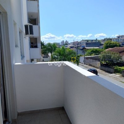 Apartamento com 72m², 2 quartos, 1 garagem, no bairro Real Parque em São José