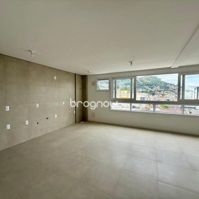 Studio com 40m², 1 quarto, 1 garagem, no bairro Centro em Florianópolis