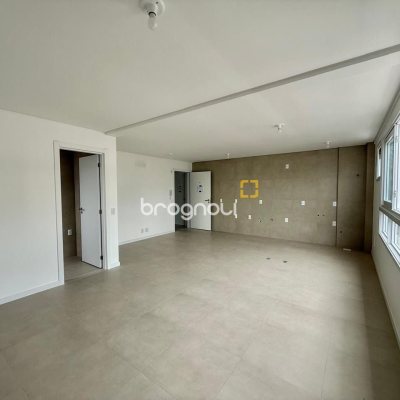 Studio com 40m², 1 quarto, 1 garagem, no bairro Centro em Florianópolis