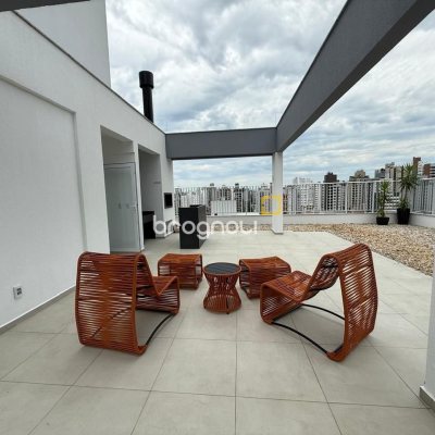 Studio com 38m², 1 quarto, 1 garagem, no bairro Centro em Florianópolis