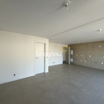 Studio com 58m², 1 quarto, 1 garagem, no bairro Centro em Florianópolis
