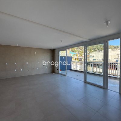 Studio com 58m², 1 quarto, 1 garagem, no bairro Centro em Florianópolis