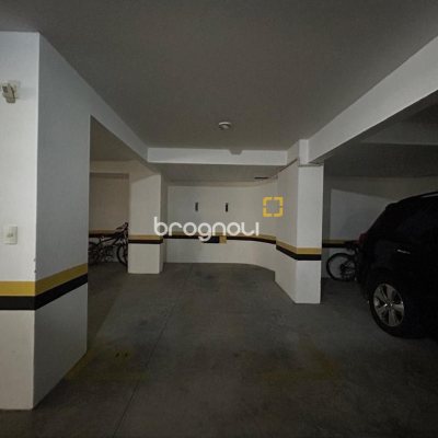 Apartamento com 138m², 4 quartos (sendo 1 suíte), 1 garagem, no bairro Kobrasol em São José