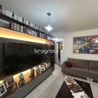 Apartamento com 138m², 4 quartos (sendo 1 suíte), 1 garagem, no bairro Kobrasol em São José