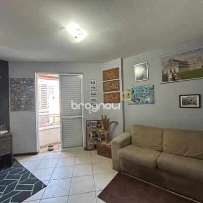 Apartamento com 138m², 4 quartos (sendo 1 suíte), 1 garagem, no bairro Kobrasol em São José