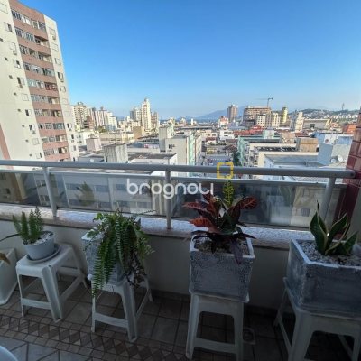 Apartamento com 138m², 4 quartos (sendo 1 suíte), 1 garagem, no bairro Kobrasol em São José