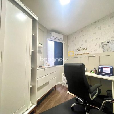 Apartamento com 118m², 3 quartos (sendo 1 suíte), 2 garagens, no bairro Ingleses em Florianópolis