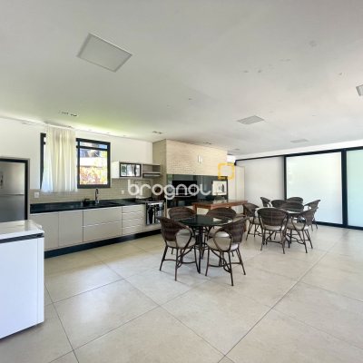 Apartamento com 118m², 3 quartos (sendo 1 suíte), 2 garagens, no bairro Ingleses em Florianópolis