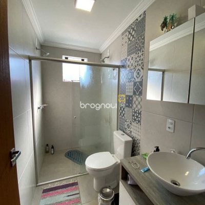 Casa com 170m², 2 quartos (sendo 1 suíte), no bairro Rio Tavares em Florianópolis