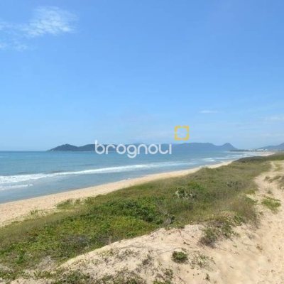Casa com 170m², 2 quartos (sendo 1 suíte), no bairro Rio Tavares em Florianópolis