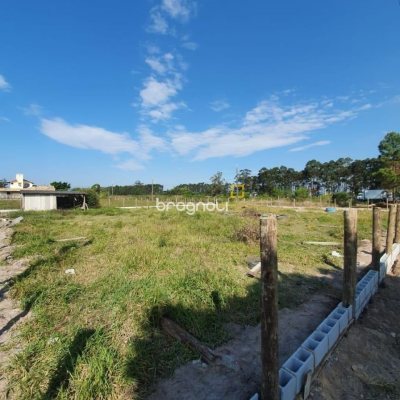 Terreno com 1158m², no bairro Campo Duna em Imbituba