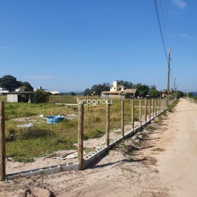 Terreno com 1158m², no bairro Campo Duna em Imbituba